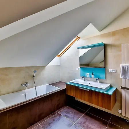 Aurelie Hotel 3*