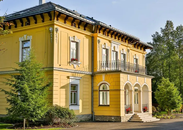 Aurelie Hotel 3*